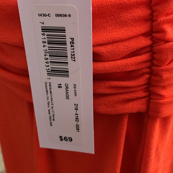 NWT dress - Picture 7 of 9